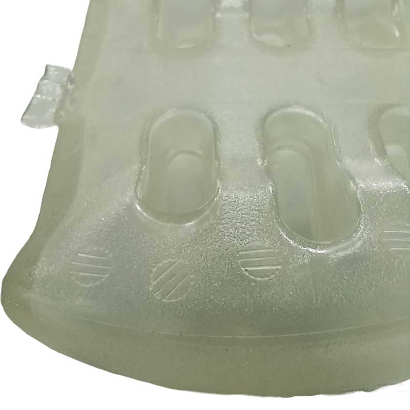 Eight-hole air cushion