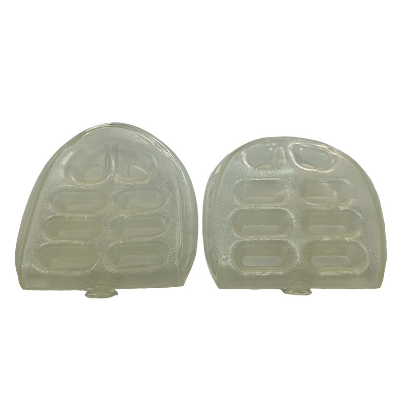 Turnup heel inflatable sole