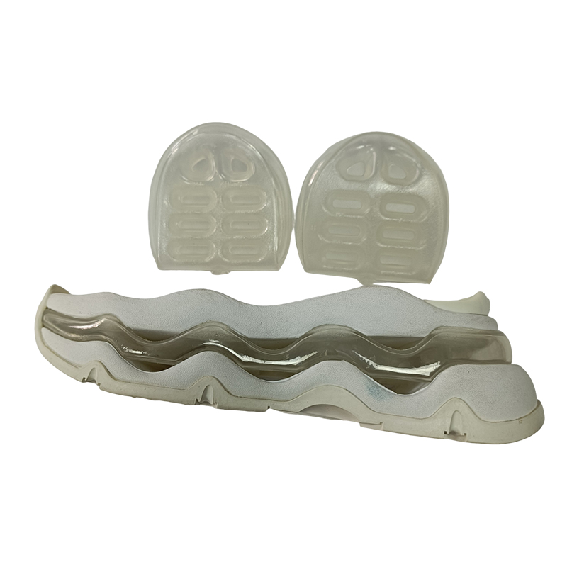 Turnup heel inflatable sole