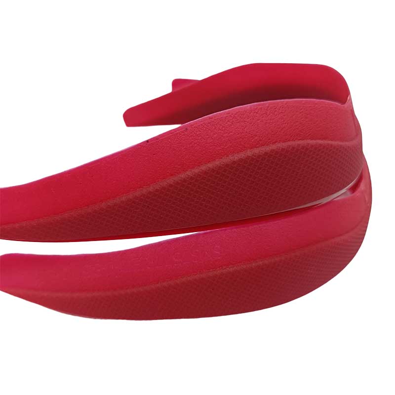 Back collar trim dull red